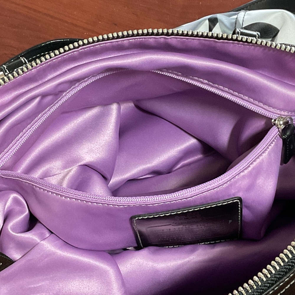 COACH:  women Patterned Shoulder Bag - Picture 7 of 7